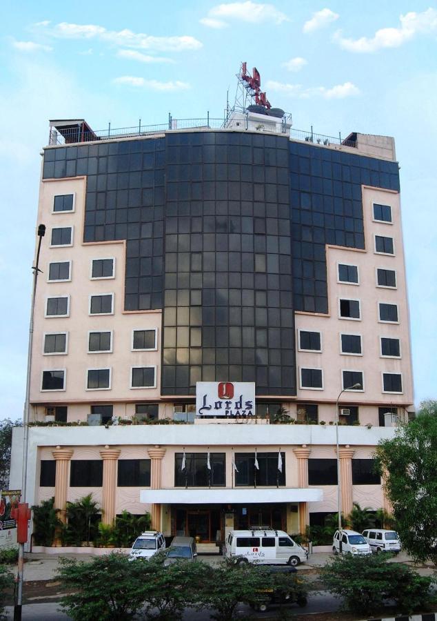 苏拉特洛兹广场酒店、 外观 照片
